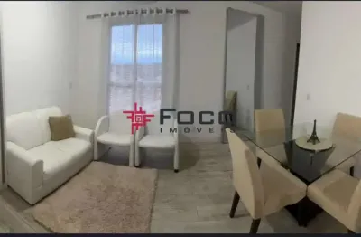 Apartamento/condomínio vista framboyant/ 03 dormitórios sendo 01 suíte/ são josé dos campos