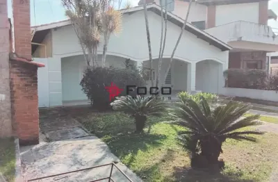 Casa - condomínio esplanada do sol - 3 dormitórios sendo 1 suíte - 227m²