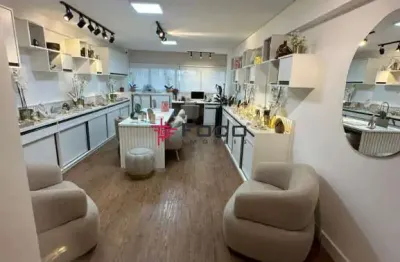 Sala Comercial Mobiliada no CEA (Centro Empresarial Aquárius) -  Próximo da Rod. Presidente Dutra - Jardim Aquárius