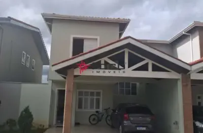 Casa - Condomínio Itália, de 03 Dormitórios e 01 Suítes No bairro Jardim Santa Maria - Jacareí -SP