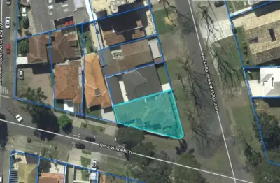 Terreno à venda na Rua Doutor Raul Carneiro Filho, 835, Água Verde, Curitiba