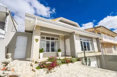 Casa com 4 quartos à venda na Rua Eugênio Parolin, 345, Parolin, Curitiba