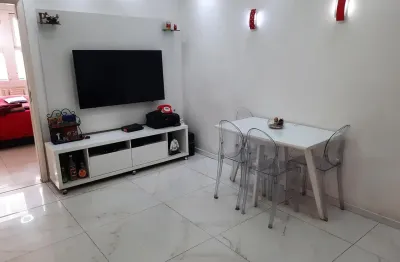 Studio à venda em copacabana – totalmente reformado, porteira fechada, a 2 quadras da praia