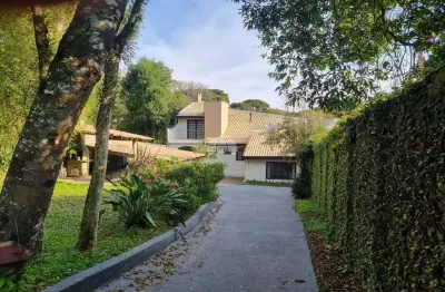 Casa com 3 quartos à venda na rua do marfim, 36, barreirinha, curitiba, 209 m2 por r$ 990.000