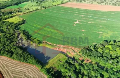 Chácara / sítio com 2 quartos à venda na Zona Rural, Prata 