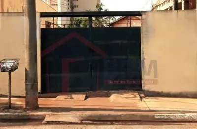 Casa à venda no Centro, Barretos 