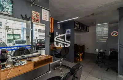 Galpao comercial de esquina para locacao no bom retiro – 227 m2 por r$ 9.000