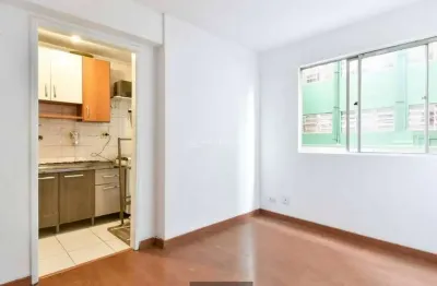 Apartamento à venda na liberdade com 52m², 2 dorms + vaga — 5 min dos metrôs liberdade e sé