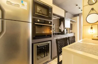 Studio alto padrão para locação com 30m², 1 vaga fixa - próx. metrô sé e liberdade