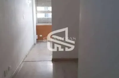 Kitnet dividida em 2 ambientes com 40m² – a menos de 50m do metrô república