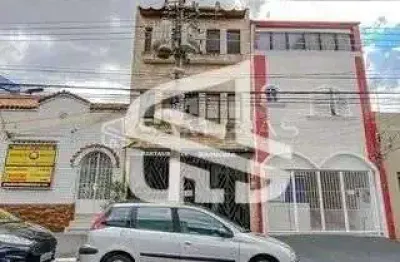 Casa sobrado 300 m² - 3 dorm - 6 vagas - cozinha -área de serviço - ótima localização!