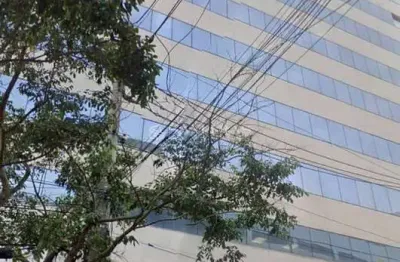 Salas comerciais com 300 metros para locação a 5 min do Metrô Barra Funda