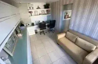 84 9.9982.5105 sou um apartamento duplex no coração do elegante bairro do tirol. 84 9.9614.8677