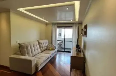 Imóvel para venda possui 130 metros quadrados com 3 quartos