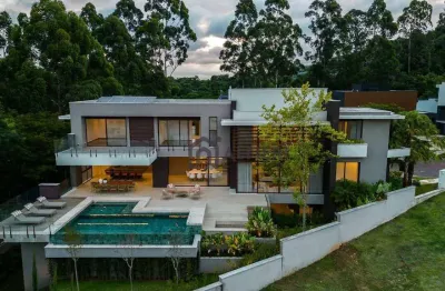 Casa com 4 dormitórios à venda, 1010 m² por r$ 15.000.000,00 - tamboré 11 - santana de parnaíba/sp