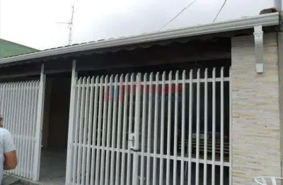 Casa com 4 quartos, jardim santa maria, jacareí - r$ 950 mil, cod: 7525