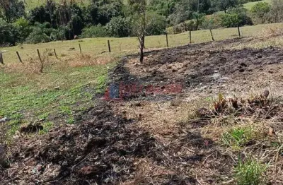 Terreno à venda no Jardim Alvorada, Jacareí 