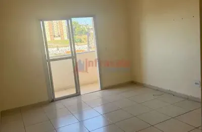 Apartamento com 3 quartos, Centro, Jacareí - R$ 350 mil, Cod: 15282