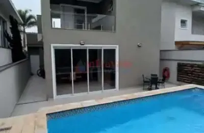 Sobrado de Condomínio com 3 quartos, Jardim Crystal Park, Jacareí - R$ 1.6 mi, Cod: 15285