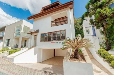 Casa com 3 dormitórios para alugar, 356 m² por R$ 13.570,01/mês - Orleans - Curitiba/PR