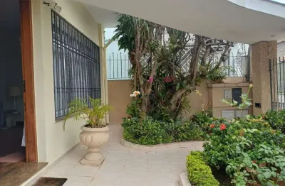 Casa à venda 3 dormitórios, 1 suíte 270 metros no bosque da saúde, aceita permuta em apto na região