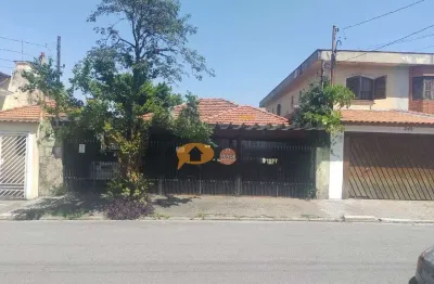 Casa/ terreno a venda com 03 dormitórios e 03 vagas - jardim maristela