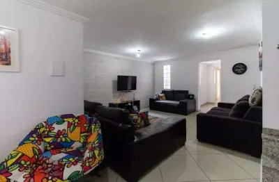 Ótimo sobrado a venda localizado na rua bamboré - são paulo/sp com 3 suítes, mais 2 banheiros, 2 vagas, sala de estar, sala de jantar.