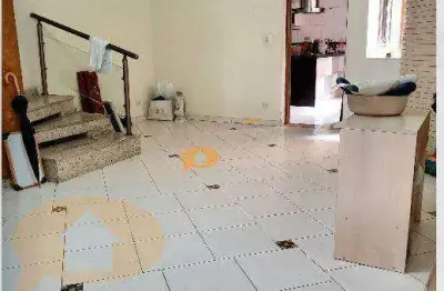 Casa no ipiranga com 250 m², 4 dormitórios (3 suítes), 2 vagas.
