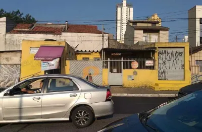 Casa térrea - 2 salão - comercial/residencial - 4 vagas de garagem- moinho velho/sp.