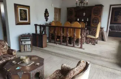 Ampla casa isolada no parque jabaquara — 420m² de terreno com potencial incrível