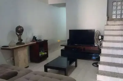 Sobrado espaçoso com 3 dormitórios e área gourmet na vila moinho velho – são paulo/sp