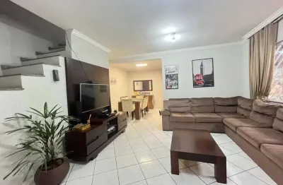 Casa com 3 quartos à venda na Vila Gumercindo, São Paulo 