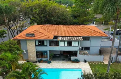 Casa com 5 quartos para alugar em Alto de Pinheiros, São Paulo 