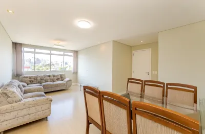 Apartamento com 2 quartos, 1 suíte com closet – face leste/norte, iluminado e aconchegante!