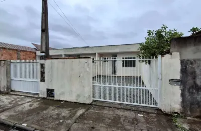 Casa geminada para alugar, r$ 2.000,00 bairro gravatá em navegantes/sc.