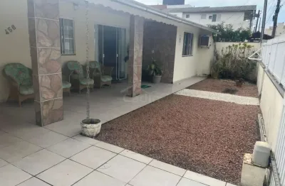 Casa com 3 quartos à venda na Rua Maria de Lourdes Couto Cabral, 456, Gravata, Navegantes