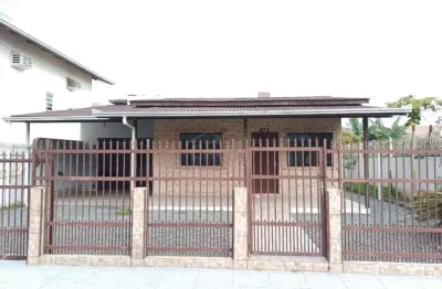 Casa com 4 quartos para alugar na Rua Valdemar Bornhausen, 473, Gravata, Navegantes