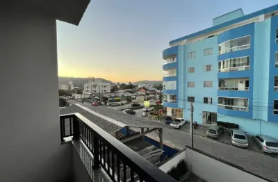 Apartamento 2 dormitórios, 800 metros do mar, r$495.000,00, gravatá, navegantes/sc!