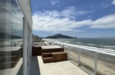 Apartamento á venda frente mar ,03 suítes, mobiliado, bairro gravatá em navegantes, r$ 3.199.000,00.