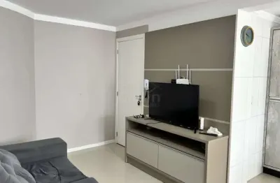 Apartamento à venda, 350 metros do mar, 02 dormitórios com suíte, semi mobiliado, bairro gravatá em navegantes, r$525.000,00.