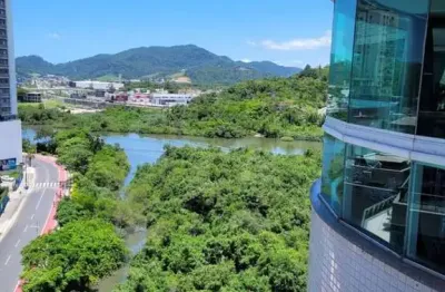 Apartamento com 3 quartos à venda na Rua 3900, 80, Centro, Balneário Camboriú