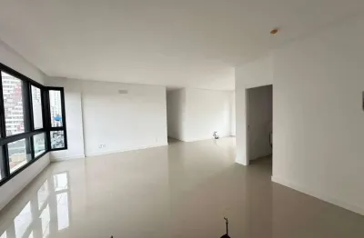 Apartamento com 3 quartos à venda na Rua 3310, 101, Centro, Balneário Camboriú