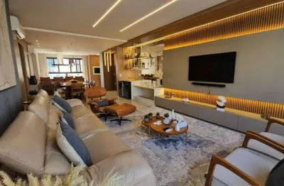 Apartamento com 4 quartos à venda na Avenida Brasil, 380, Centro, Balneário Camboriú