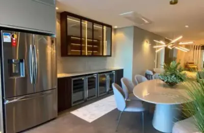 Apartamento com 4 quartos à venda na Avenida Atlântica, 5014, Centro, Balneário Camboriú