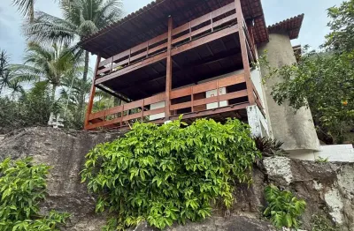 Ótima casa em itaipu – amplo espaço em meio a natureza.