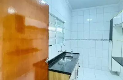 Vende se casa em condomio cenro de sao vicente otima localizaçao