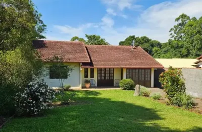 Casa à venda em morro reuter – lugar encantador no meio ao verde!