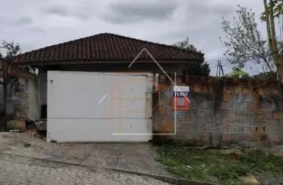 Casa com 1 quarto à venda na Rua Aristídes Pereira, Jarivatuba, Joinville
