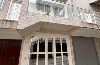Sobrado à venda no bairro desvio rizzo - caxias do sul/rs