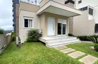 Casa com 3 quartos à venda na Vila Verde, Caxias do Sul 